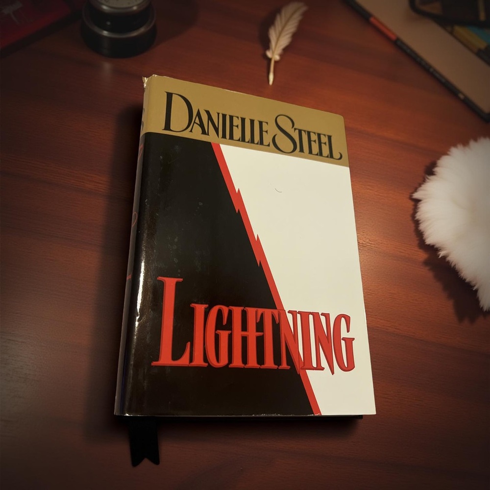 Lightning | Danielle Steel